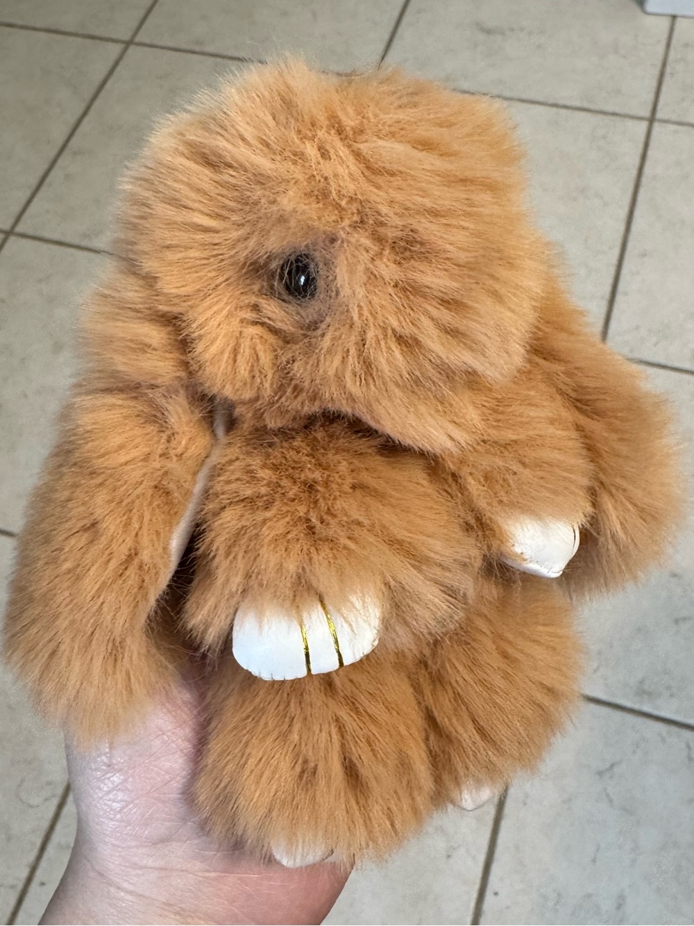 Fluffy Rabbit Keychain (Brown) - Picture 6 of 7